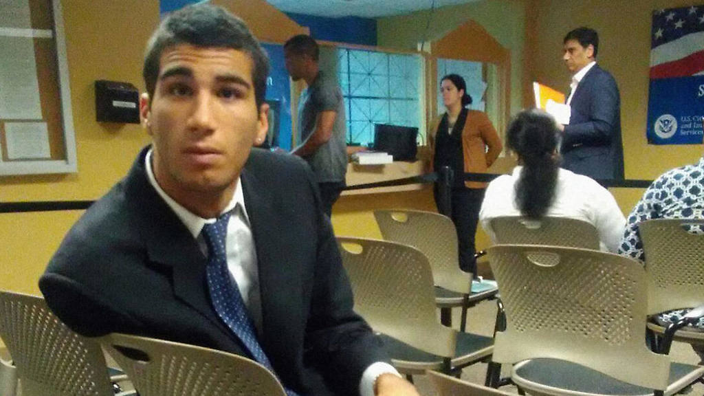 El joven venezolano había sido detenido en Miami cuando asistía a su primera entrevista por su caso de asilo