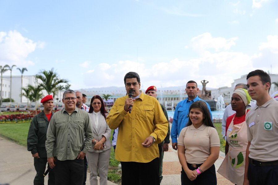 Presidente Maduro encabeza acto de relanzamiento del Programa de Alimentación Escolar (PAE) en Los Próceres, Caracas