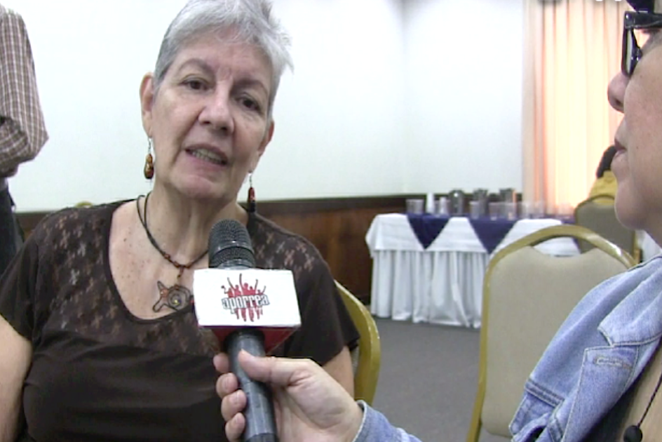 Ana Elisa Osorio entrevistada por Yasmín Tovar
