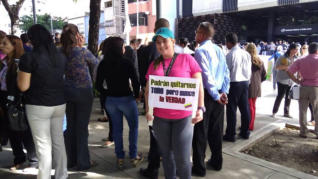 Concentración frente al Ministerio Público en apoyo a la Fiscal General, Luisa Ortega Díaz