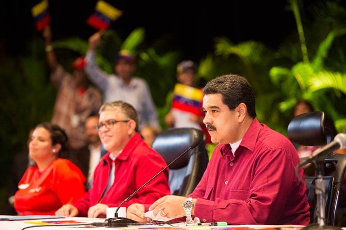 El presidente Maduro desde la Sala Rios Reyna del Teatro Teresa Carreño en Caracas