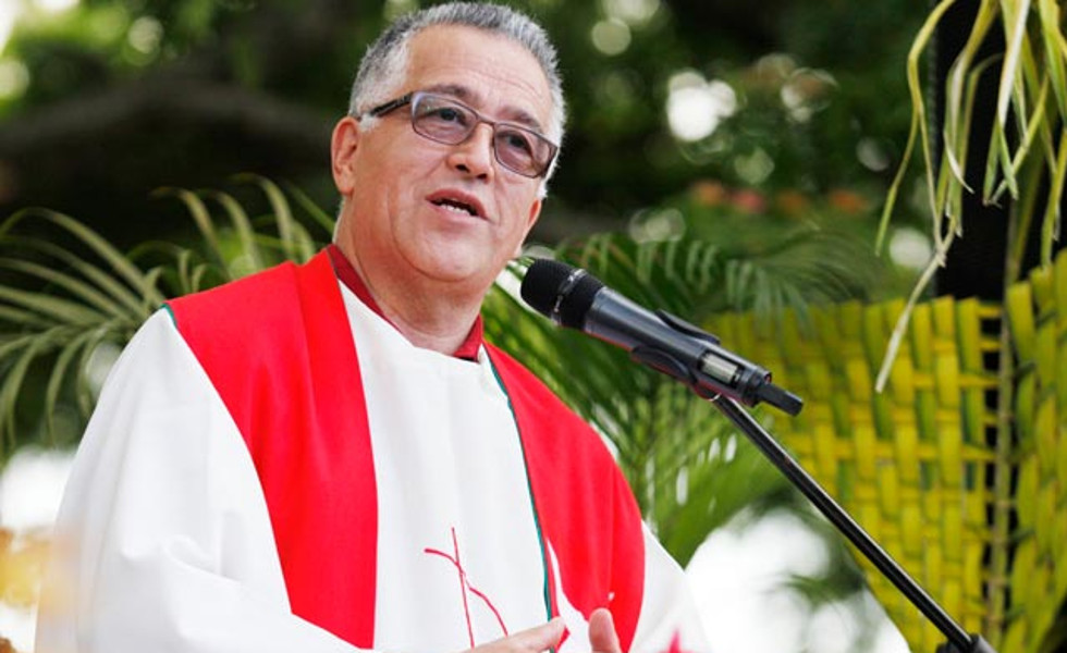El sacerdote jesuita, teólogo y periodista en ejercicio, Numa Molina