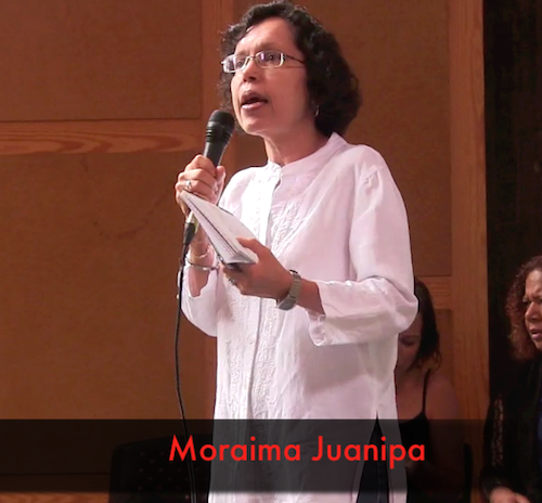 Moraima Juanipa quien moderó el foro: Democracia y Comunicación, Periodismo bajo amenaza