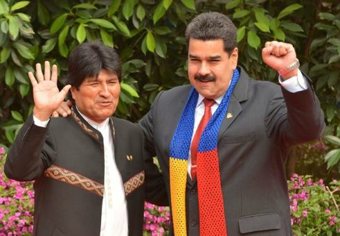 "La vocación democrática del pueblo garantiza la unidad y soberanía de Venezuela, demostrando que el voto puede más que las balas", dijo Evo Morales en su cuenta de Twitter.