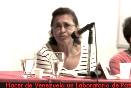 En su presentación en el foro Venezuela: ¿ Experimento de Guerra Psicológica? la profesora Yurbin Aguilar planteo el tema de constitucionalizar La Paz