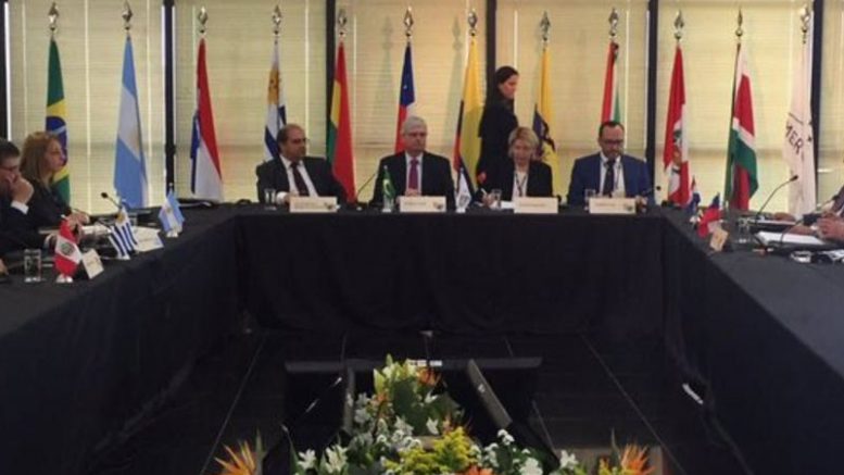 Luisa Ortega Díaz en sesión de Mercosur en Brasilia