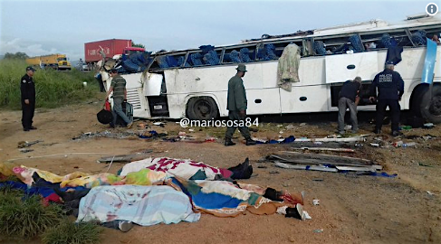 Choque entre autobuses deja 8 muertos en la Lara-Zulia