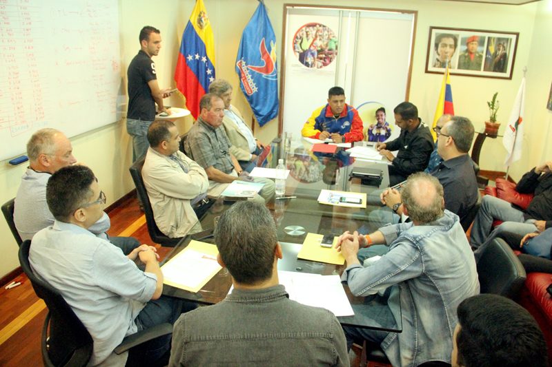 Reunión con los directivos de todos los equipos de la Liga Venezolana de Beisbol Profesional (LVBP).