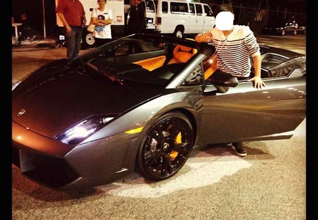 Vehiculo Lamborghini en Miami presuntamente propiedad del Alcalde Marin