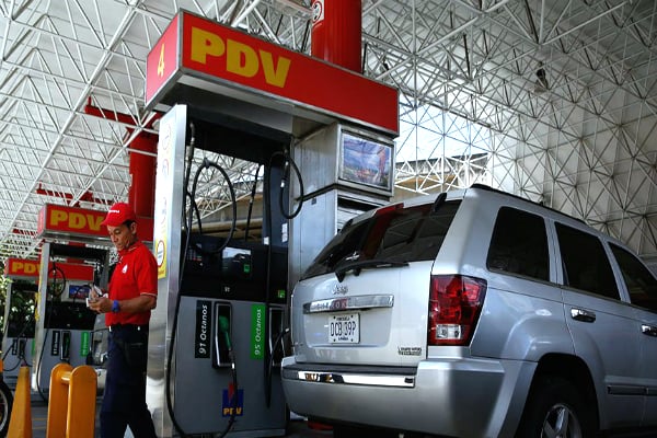 En las estaciones de servicio de la Gran Caracas no se vende aceite PDV o Venoco, tan solo marcas importadas.