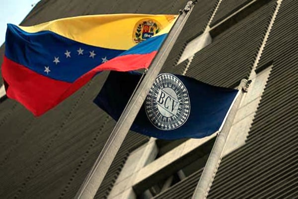 https://www.aporrea.org/imagenes/2017/11/banco_central_de_venezuela_bcv_banderas.jpg