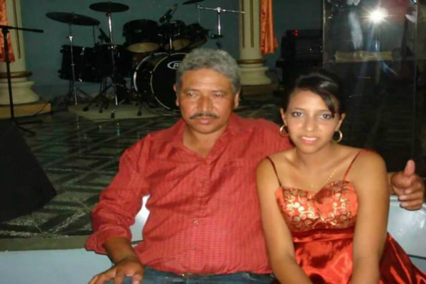 José Gonzalo era profesor y militante del Partido Libre y fue asesinado en la ciudad de La Paz, en el centro de Honduras.