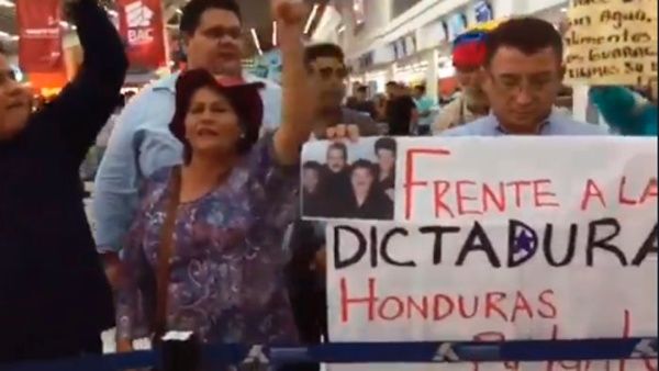 Protesta en Honduras a favor de Los Guaraguao