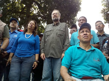 El candidato a la Alcaldía de Caracas, Eduardo Samán en el 23 de Enero