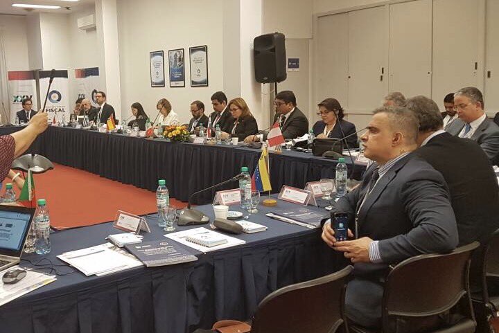 Fiscal General venezolano en reunión de la Asociación de Fiscales