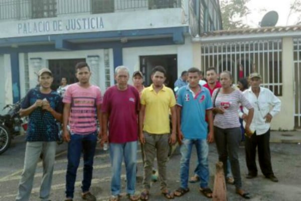 Quedaron en libertad tras la certificación de 14 fiadores y el compromiso de no volver a ingresar a las tierras que hace más de cuatro años vienen tratando de recuperar del ocio. Todos tienen ahora antecedentes penales