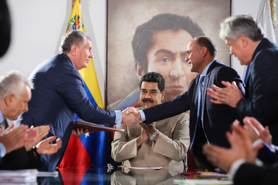 Presidente Maduro en encuentro con representantes de Rusia