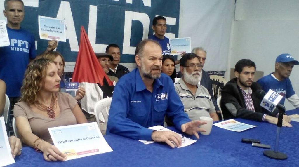 El candidato a la Alcaldía de Caracas, Eduardo Samán, en rueda de prensa en la sede del PPT en Maripérez, Caracas