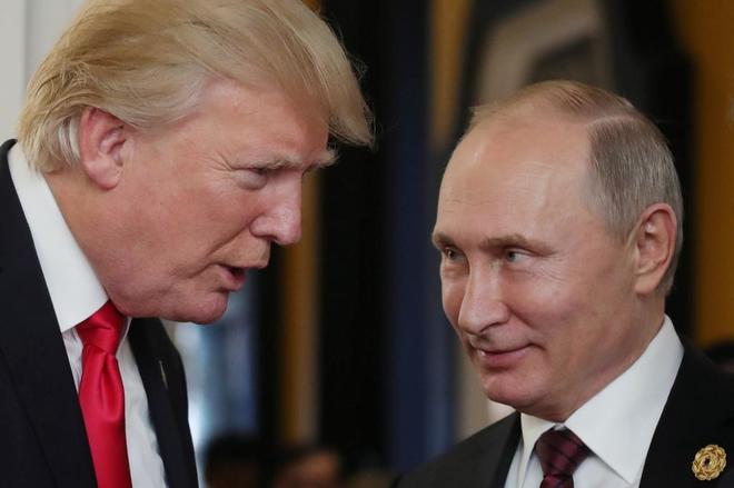 Los presidentes Donald Trump y Vladimir Putin