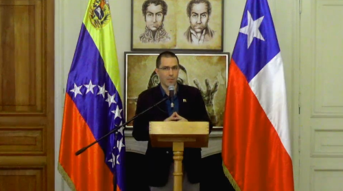 El canciller Arreaza rechazó los ataques políticos que coordina desde EEUU la oposición de Venezuela en contra del pueblo.
