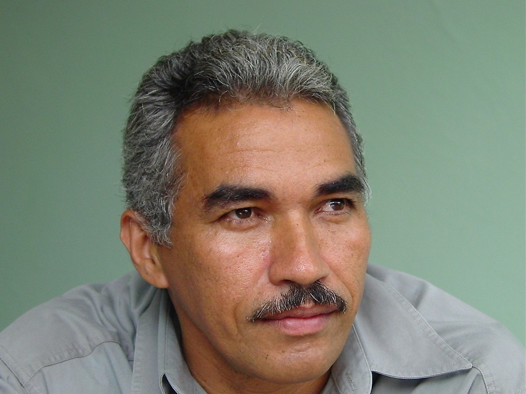 Poeta Néstor Rojas