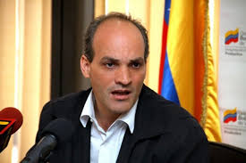 El ministro para la Planificación, Ricardo Menéndez