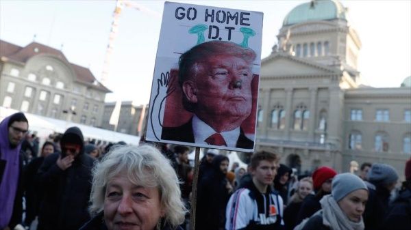 Protestas en Suiza antes de la llegada de Trump al Foro de Davos