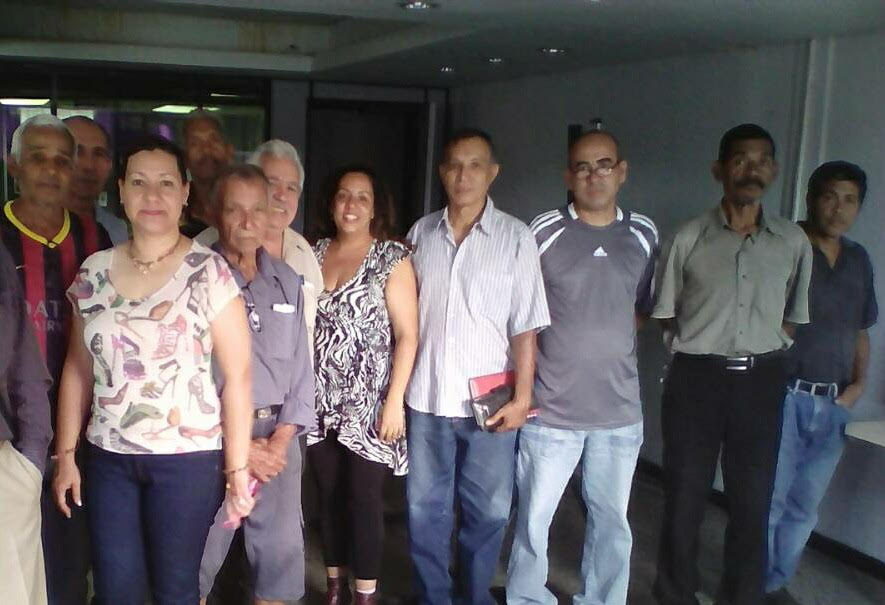 Peggy Salazar y Martín García junto con demás voceros regionales del Frente Amplio Nacional Bolivariano (FANB).