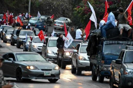 Simpatizantes de Nasralla salieron nuevamente a las calles de Honduras