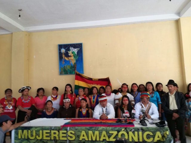 Mujeres amazónicas protestan en contra de la megaminería