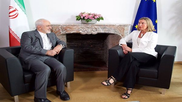 Ministro de Exteriores de Irán Mohammad Javad Zarif  y Federica Mogherini