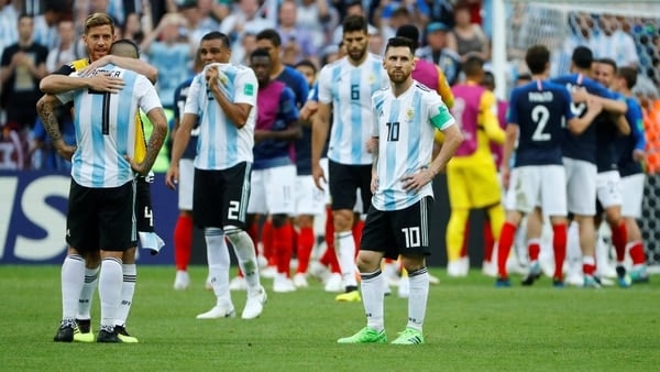 La desazón de los jugadores argentinos y la alegría de los franceses
