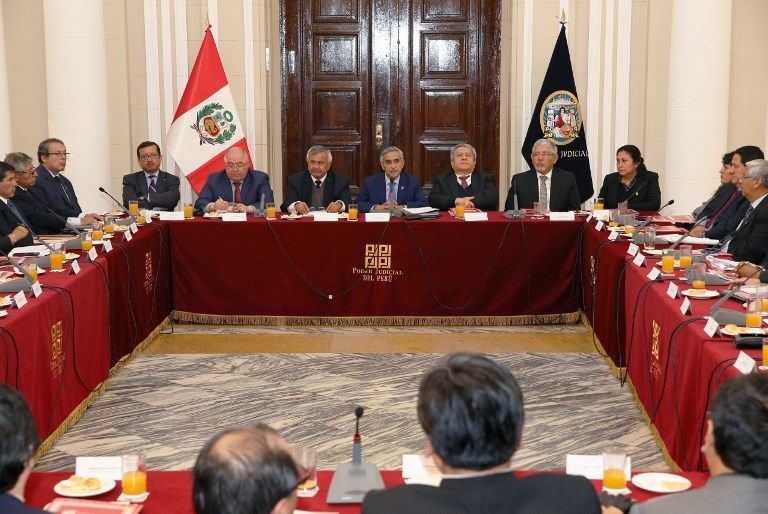 Renuncia el presidente de la Corte Suprema de Perú en 