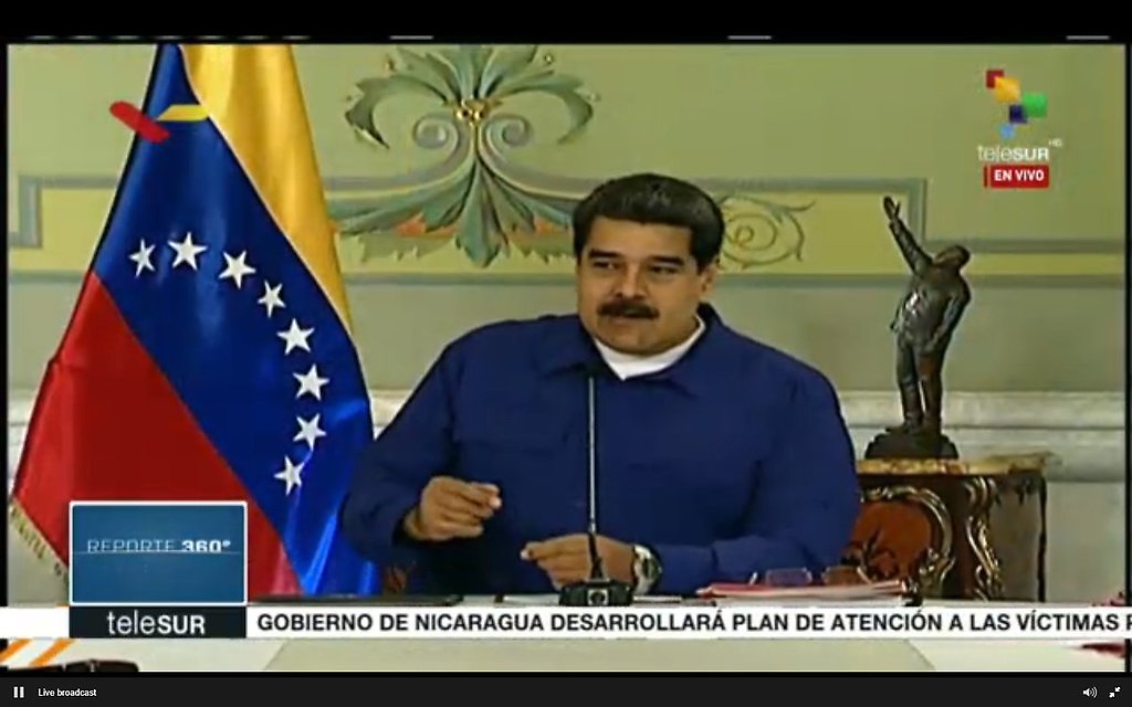 Presidente Maduro  este miércoles en reunión con el equipo económico desde el Palacio de Miraflores, Caracas