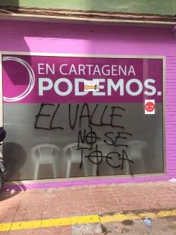 Sede de Podemos en España atacada