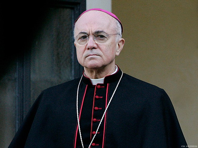 El ex-arzobispo Carlo Maria Vigano