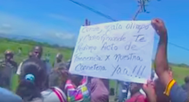 Comunidad de Cumbo protesta por el abandono y la desidia