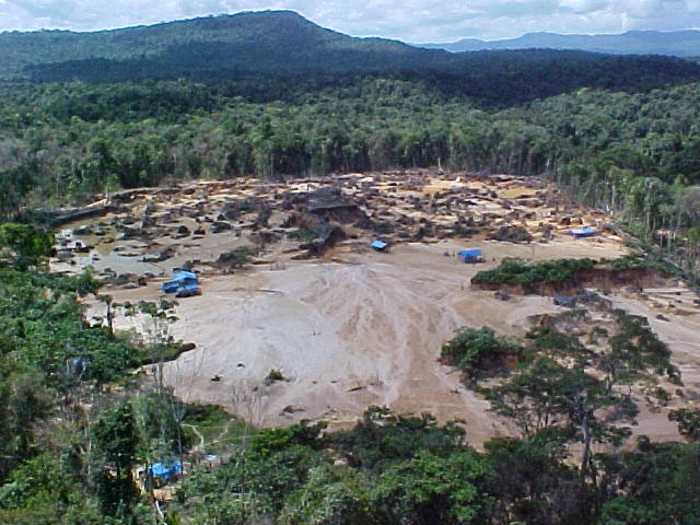 Impacto de la minería en el río Ikabarú, municipio Gran Sabana