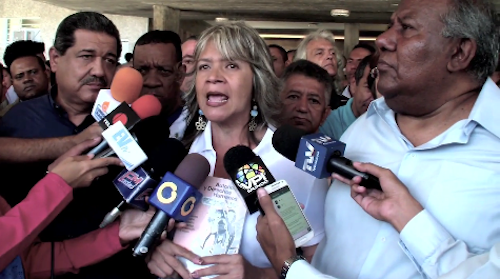 Marlene Sifontes: hoy le decimos a Nicolás Maduro, que los trabajadores seguimos con nuestras consignas: queremos una salario digno acorde con la canasta básica