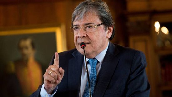  El ministerio de Relaciones Exteriores de Colombia, Carlos Holmes.