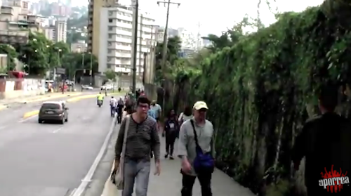 El Metro de Caracas se volvió peatonal por falla eléctrica