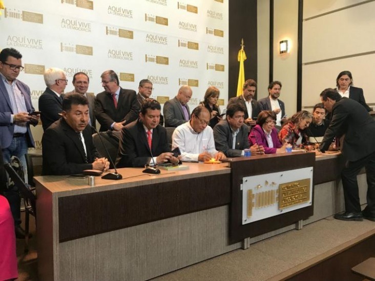 Sindicatos colombianos organizan paro nacional