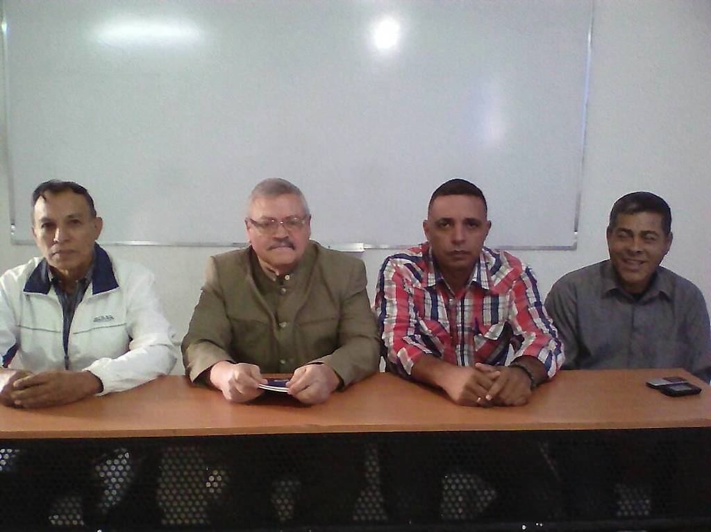 El Mayor ® Martín García en compañía del General Francisco Visconti y demás voceros del Frente Amplio Nacional Bolivariano