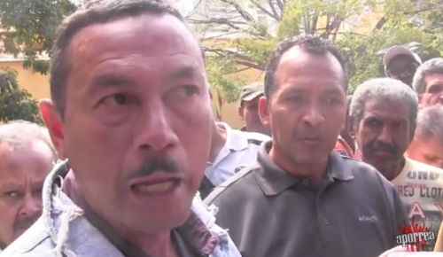 Tuvimos en agosto del 2013 haciendo este tipo de movilización de manera pacífica y nos engañaron y nos han engañado cada vez que ellos quieren y ponen a la gente a engañarnos, a dar vueltas por todos lados y todavía, aún no nos han atendido como debe ser