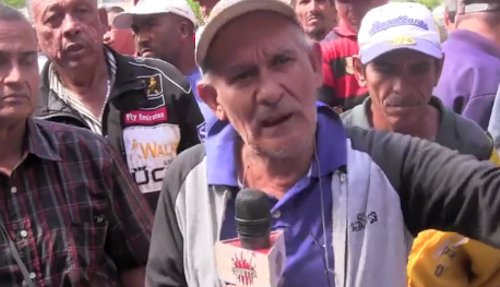 Daniel Ortiz quien viene de Maturin: nosotros queremos que nos paguen lo que nos deben o que nos digan vengan mañana, pasado mañana, pero que nos digan que nos van a pagar