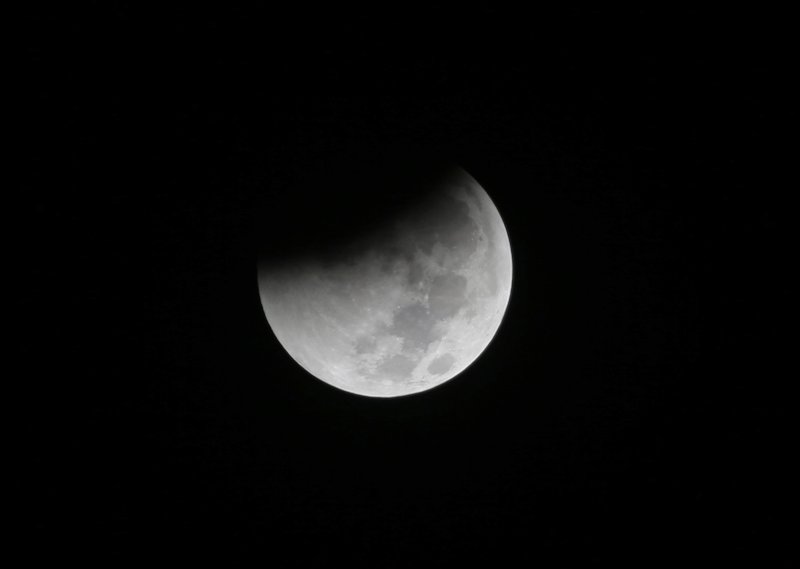 Eclipse total lunar, el 28 de Agosto de 2018, visto en Yakarta, Indonesia