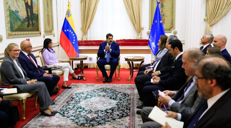 Reunión del presidente Maduro con con embajadores y encargados de negocios de la UE