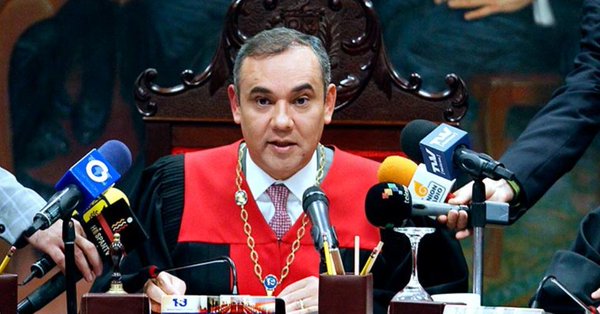 El presidente del Tribunal Supremo, Maikel Moreno, anuncia medidas cautelares contra Juan Guaidó