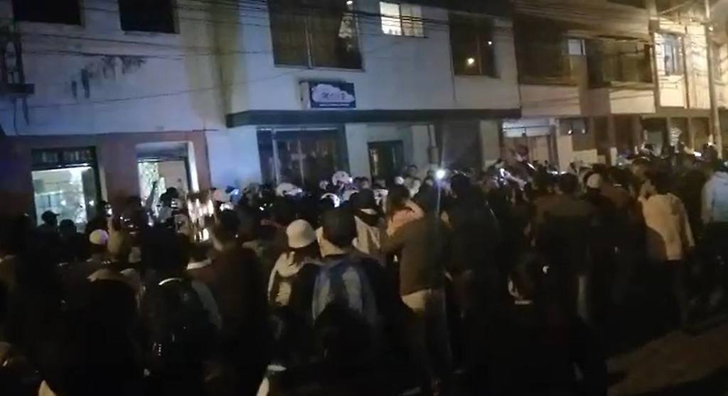 Ecuatorianos entran y acosan a venezolanos en Ibarra, luego del asesinato de Diana Rodríguez