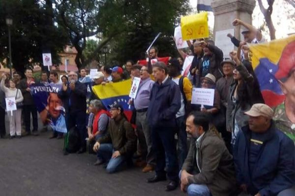 Costarricense llaman a defender a Venezuela de las agresiones de EEUU